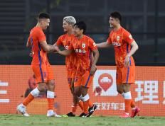 鲁能客场大胜绿城，发挥出色，震惊全场的简单介绍