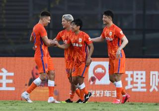 鲁能客场大胜绿城，发挥出色，震惊全场的简单介绍